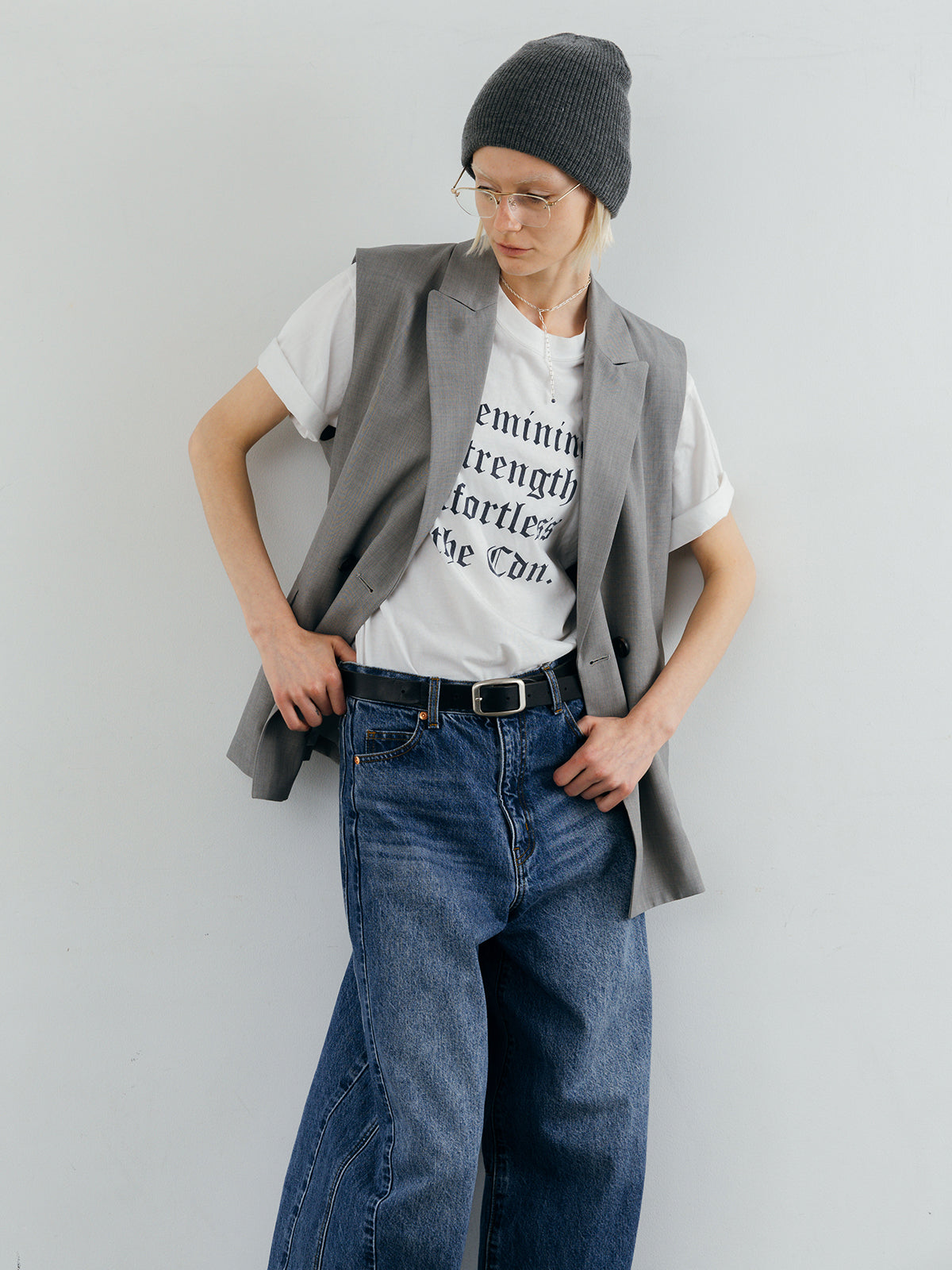 OVER SIZE DESIGN VEST