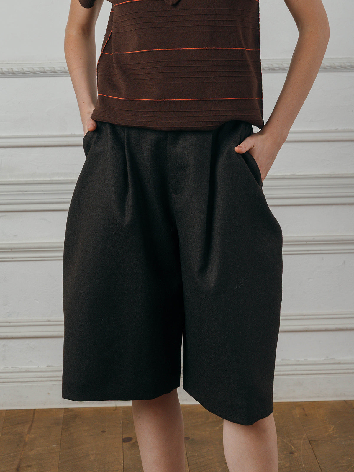 DESIGN BERMUDA SHORTS