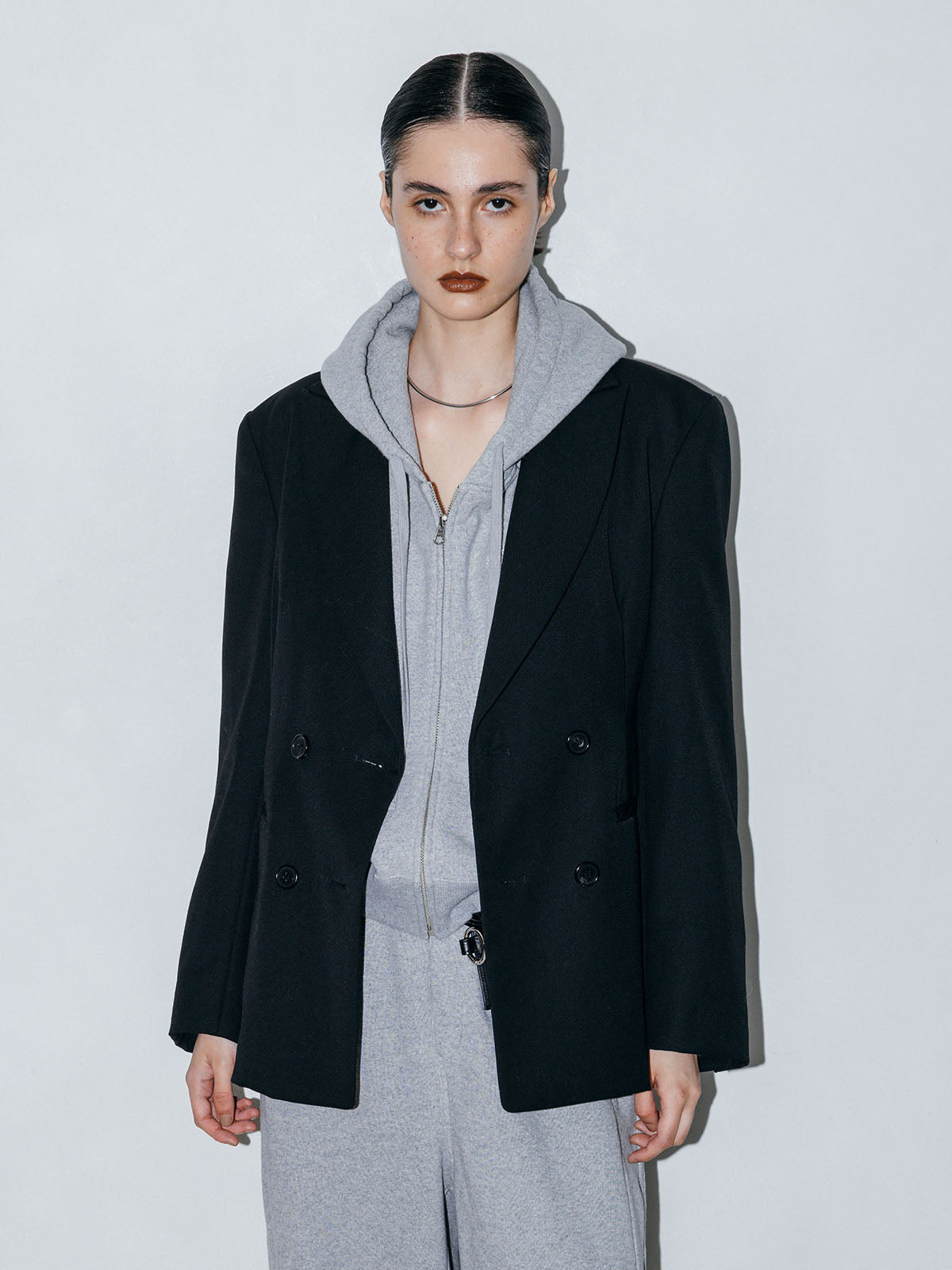 ZIP UP HOODED SWEAT SHIRT
