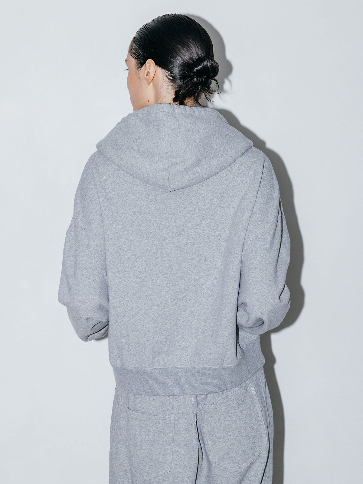 ZIP UP HOODED SWEAT SHIRT