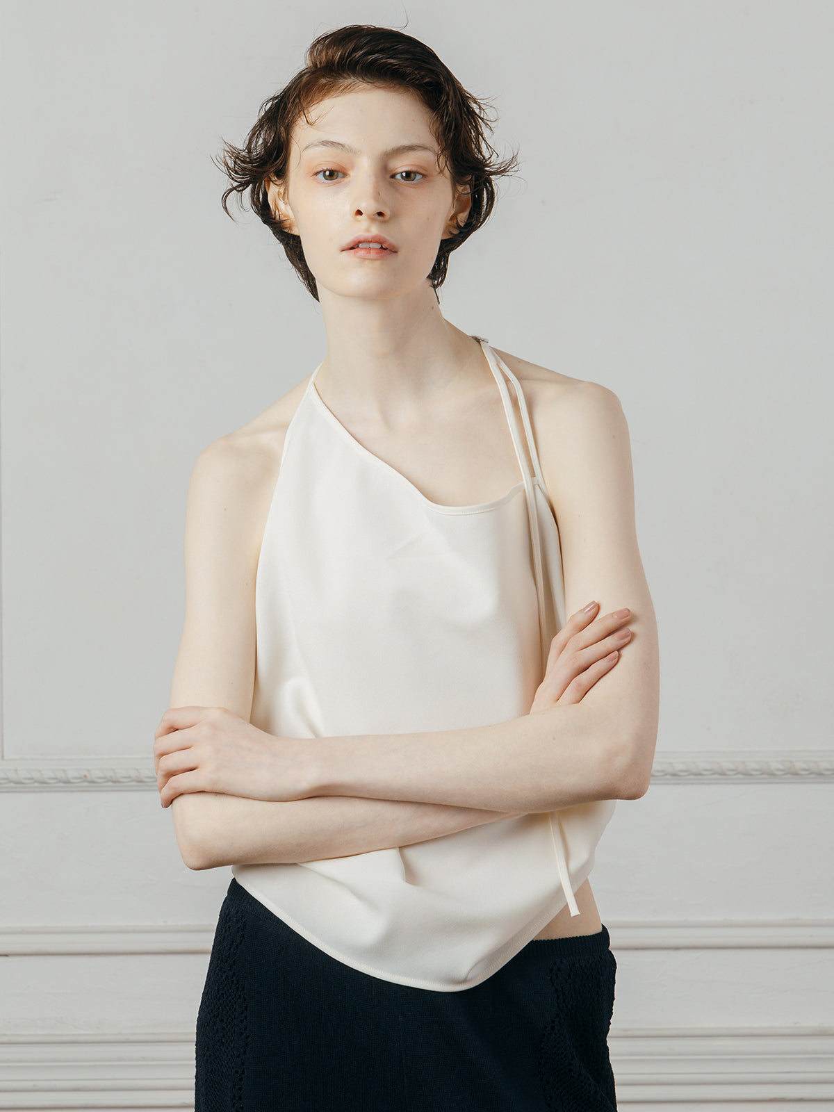 HOLTER NECK TOPS