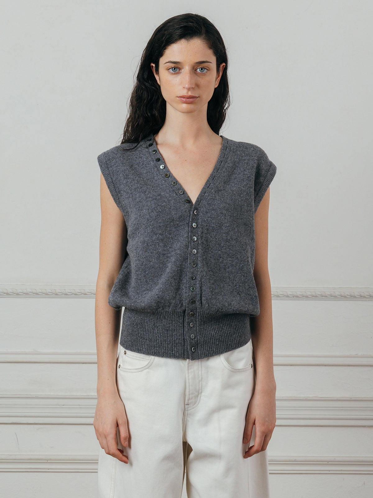 KNITTED VEST TOP