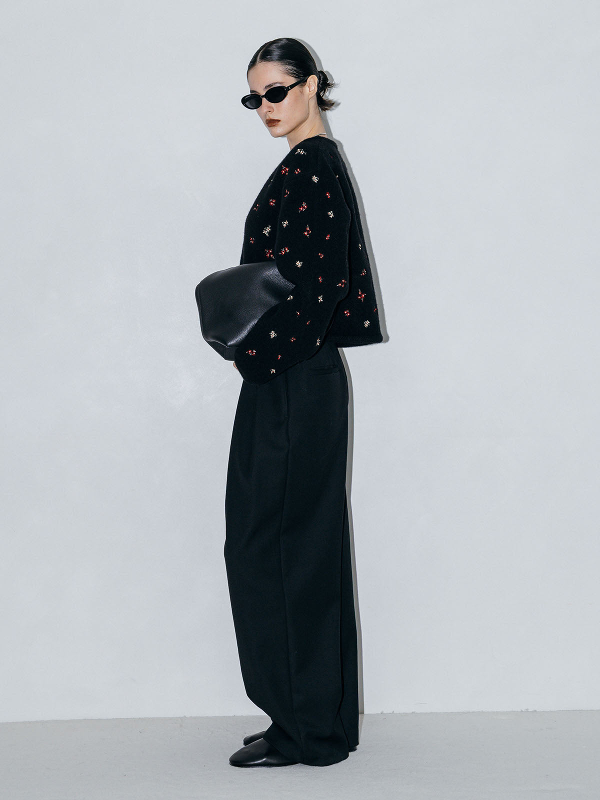 FLOWER EMBROIDERY KNIT JACKET