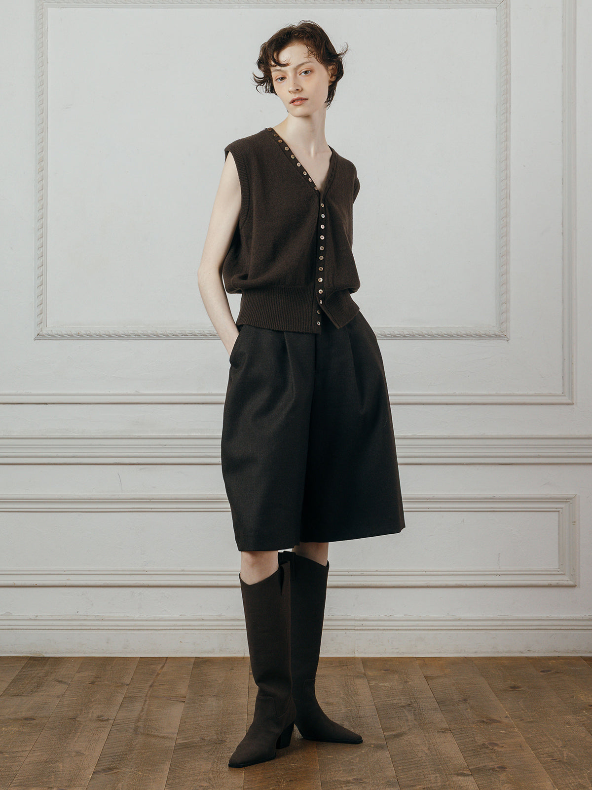 DESIGN BERMUDA SHORTS