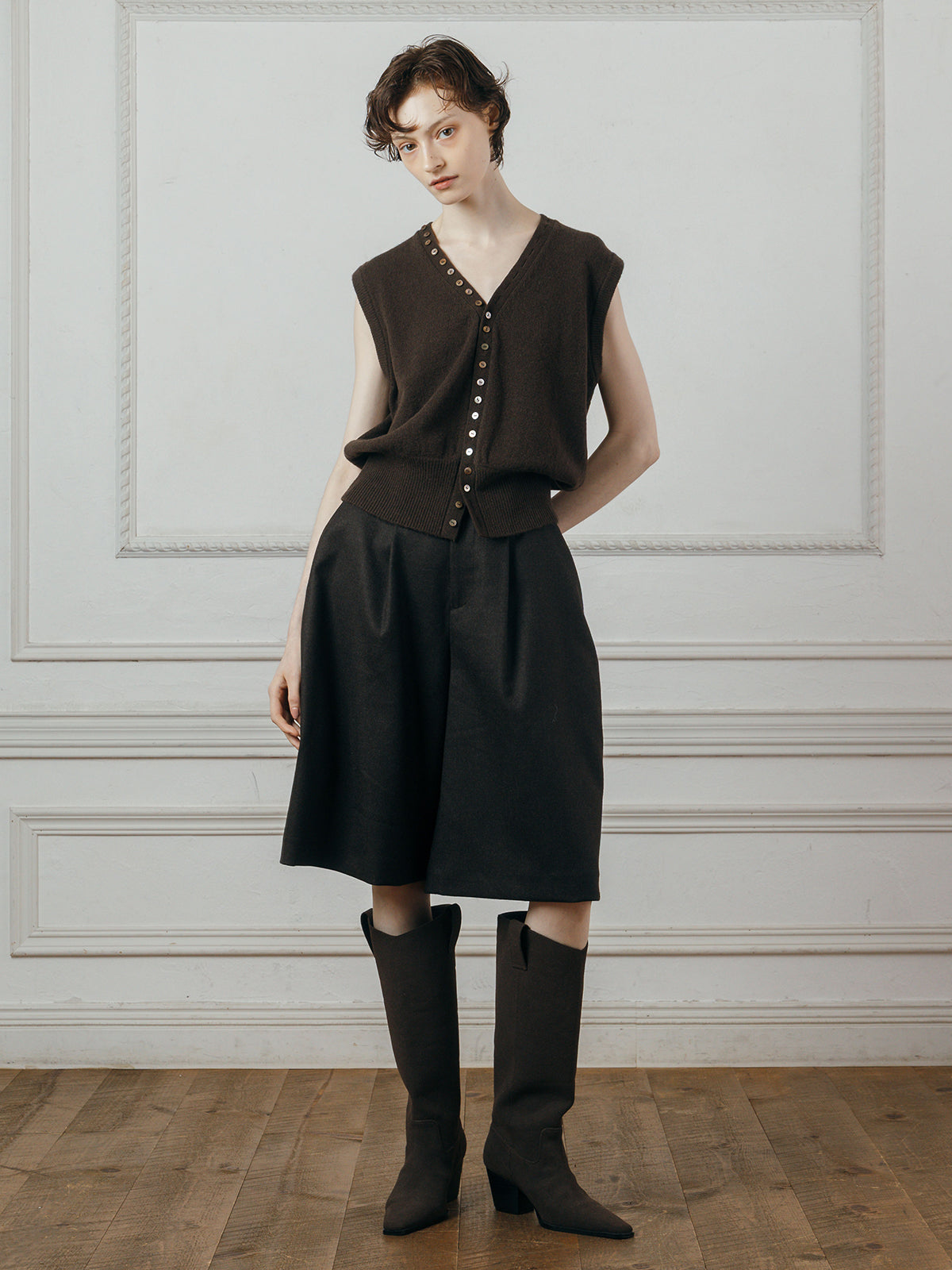 DESIGN BERMUDA SHORTS