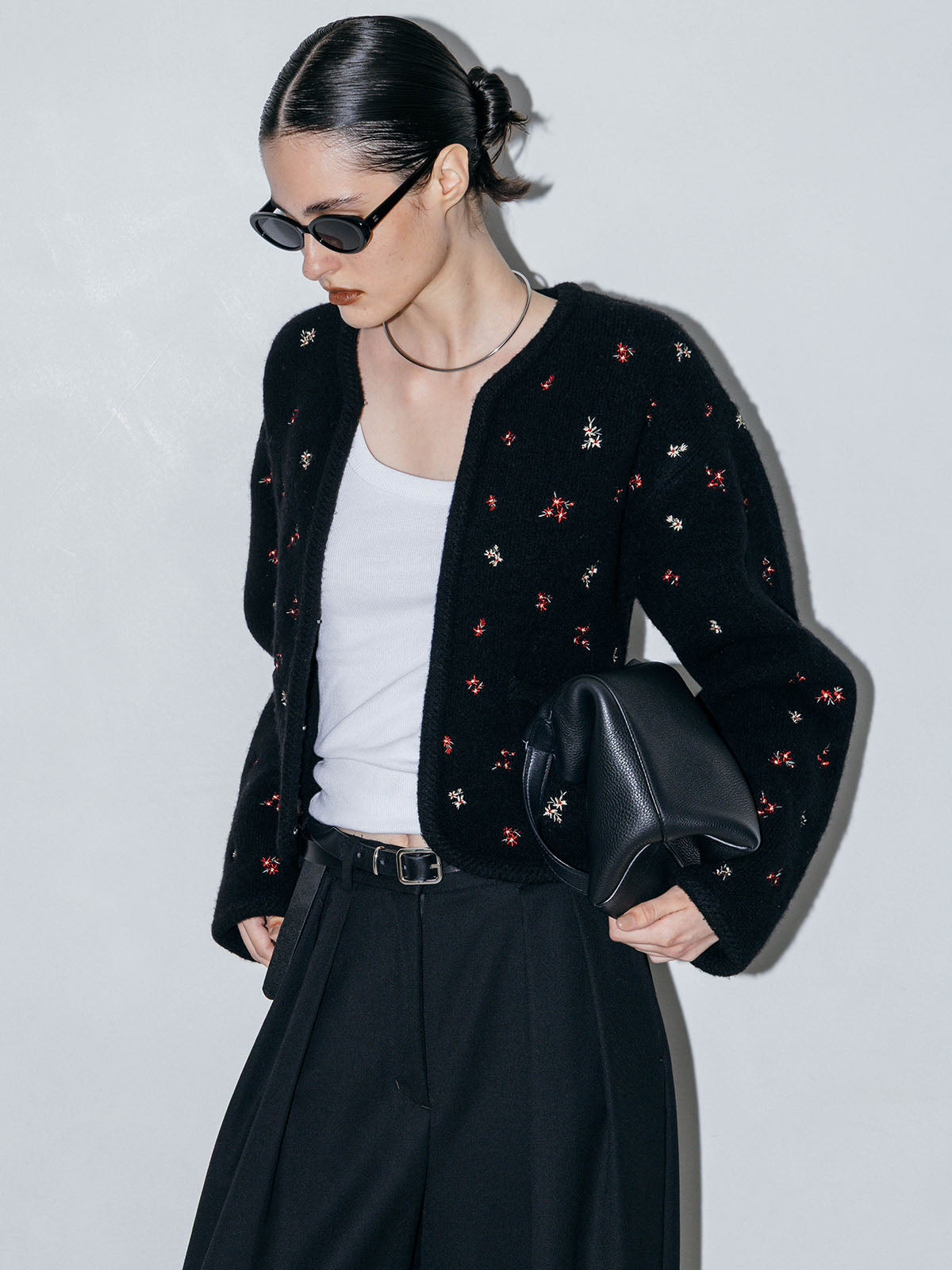 FLOWER EMBROIDERY KNIT JACKET
