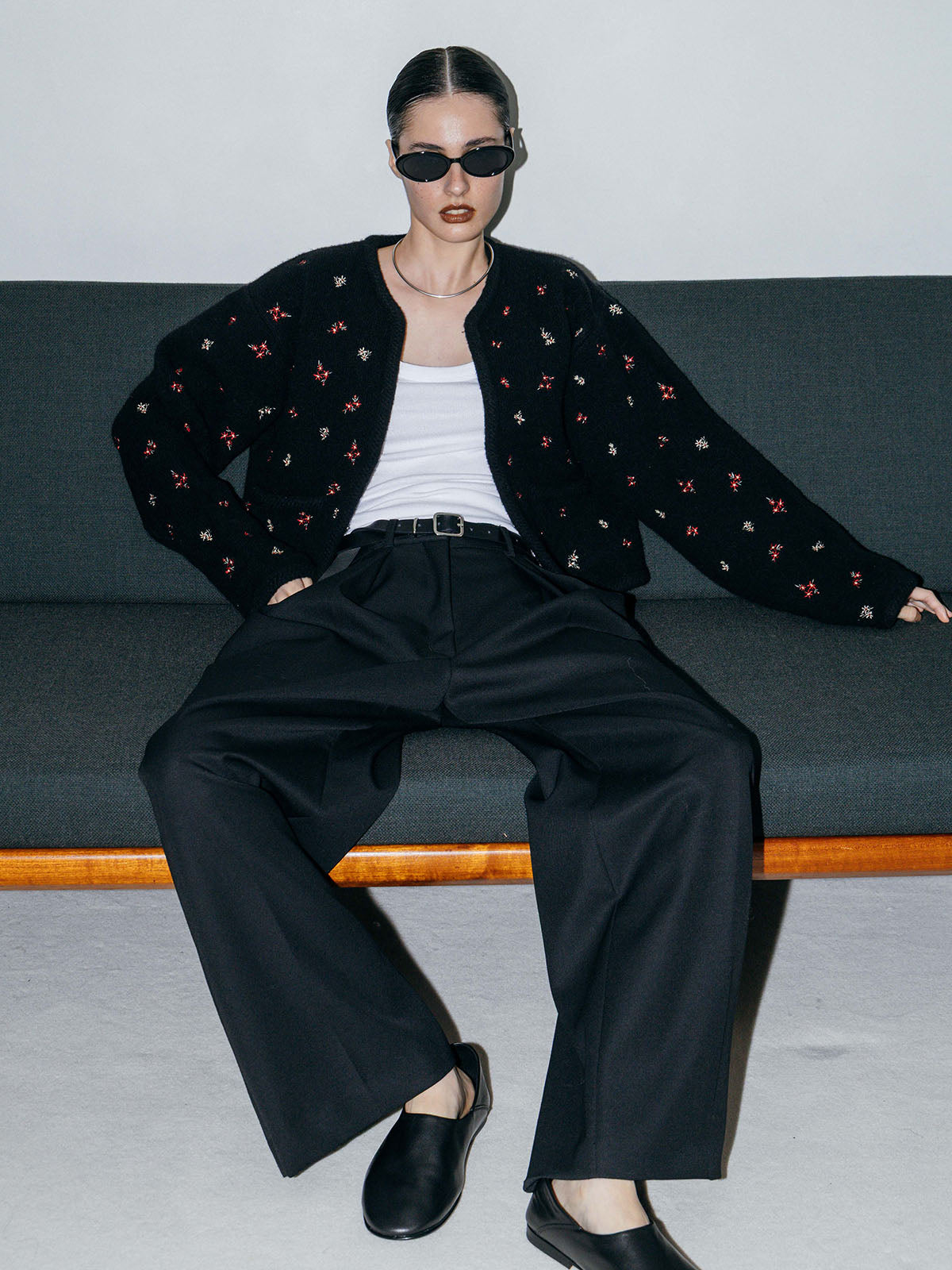 FLOWER EMBROIDERY KNIT JACKET
