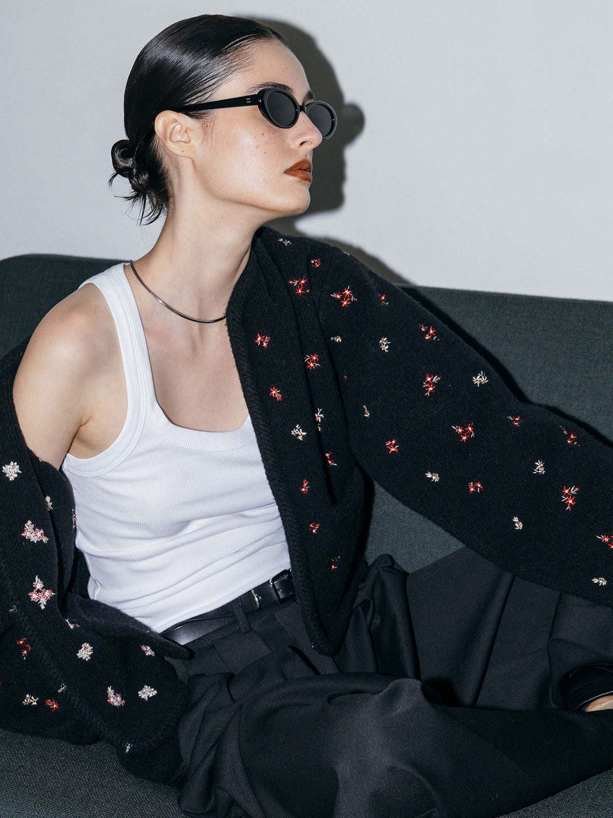 FLOWER EMBROIDERY KNIT JACKET