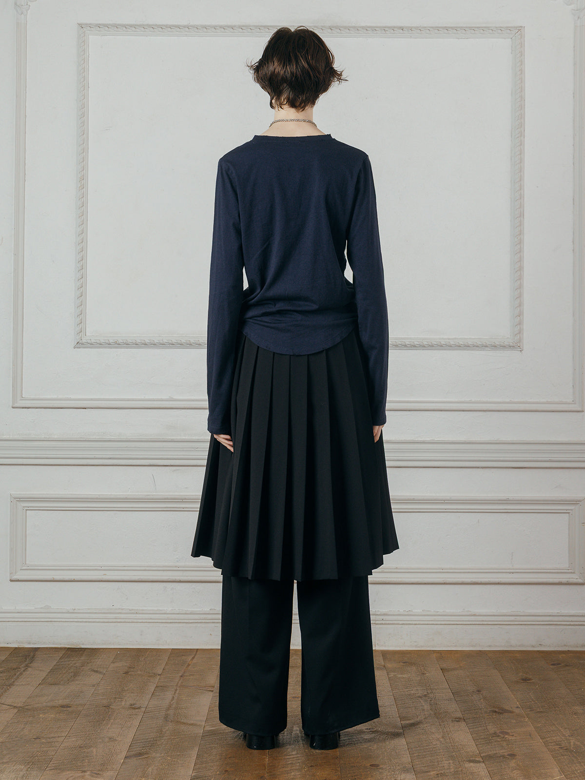 PLEATED MIDI SKIRT