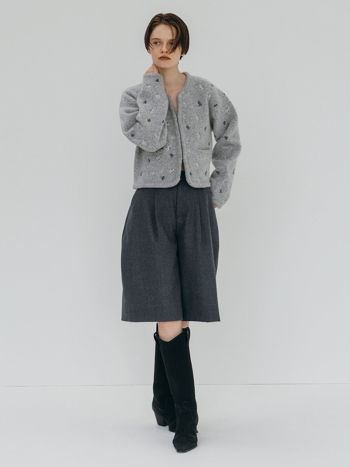 FLOWER EMBROIDERY KNIT JACKET