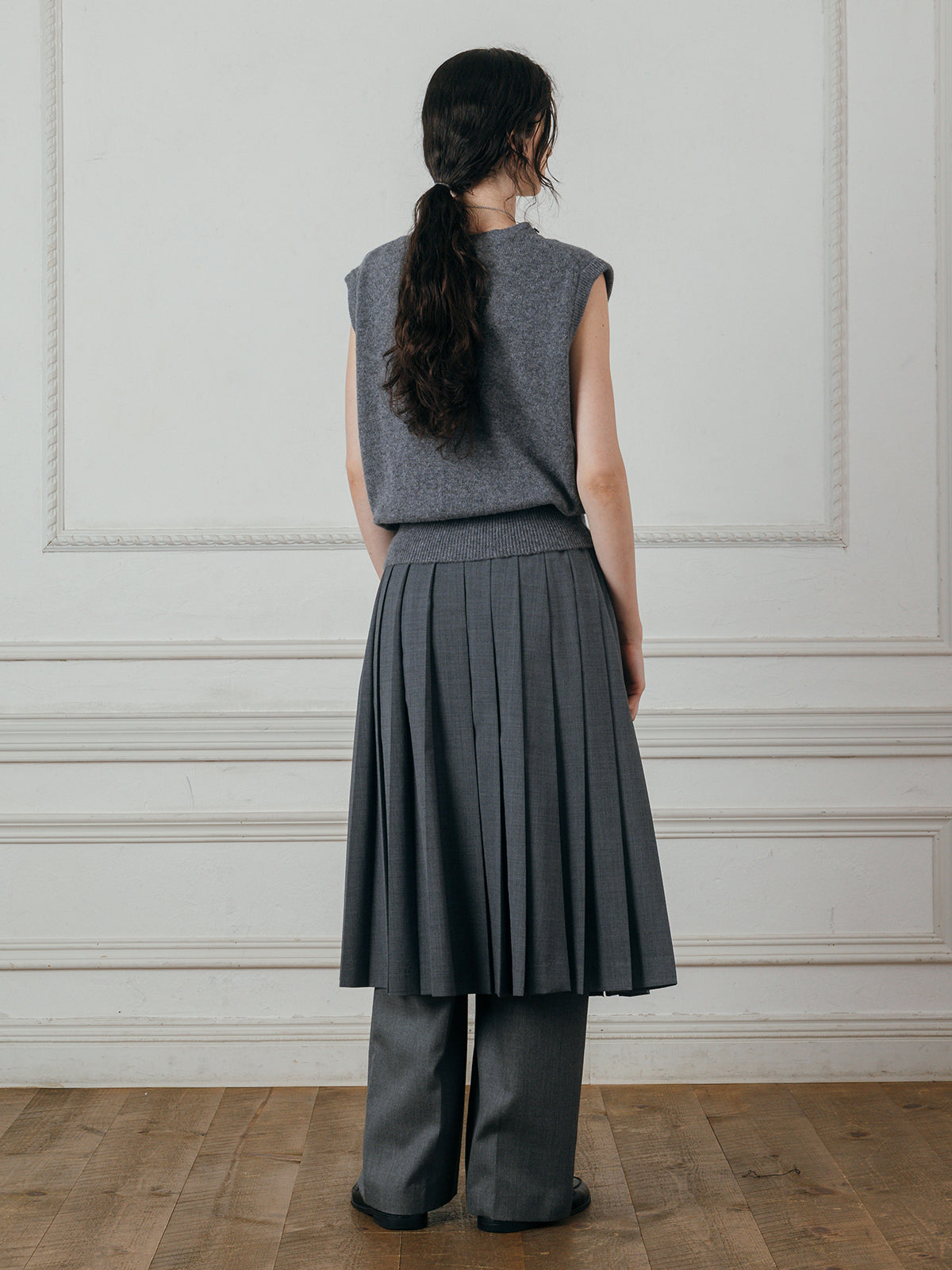 PLEATED MIDI SKIRT