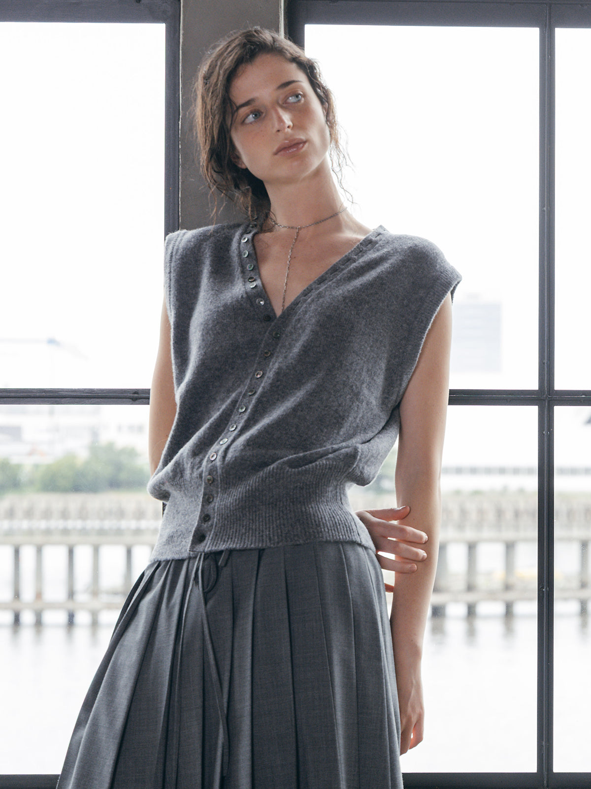 KNITTED VEST TOP