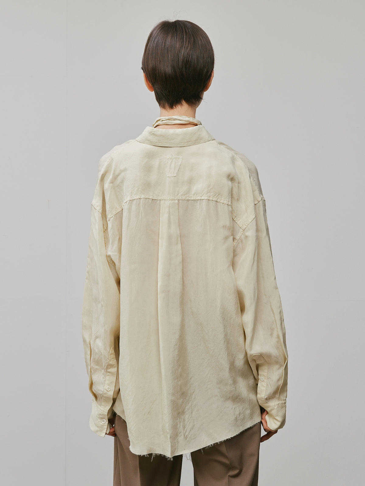 SCARF COLLAR SHRT