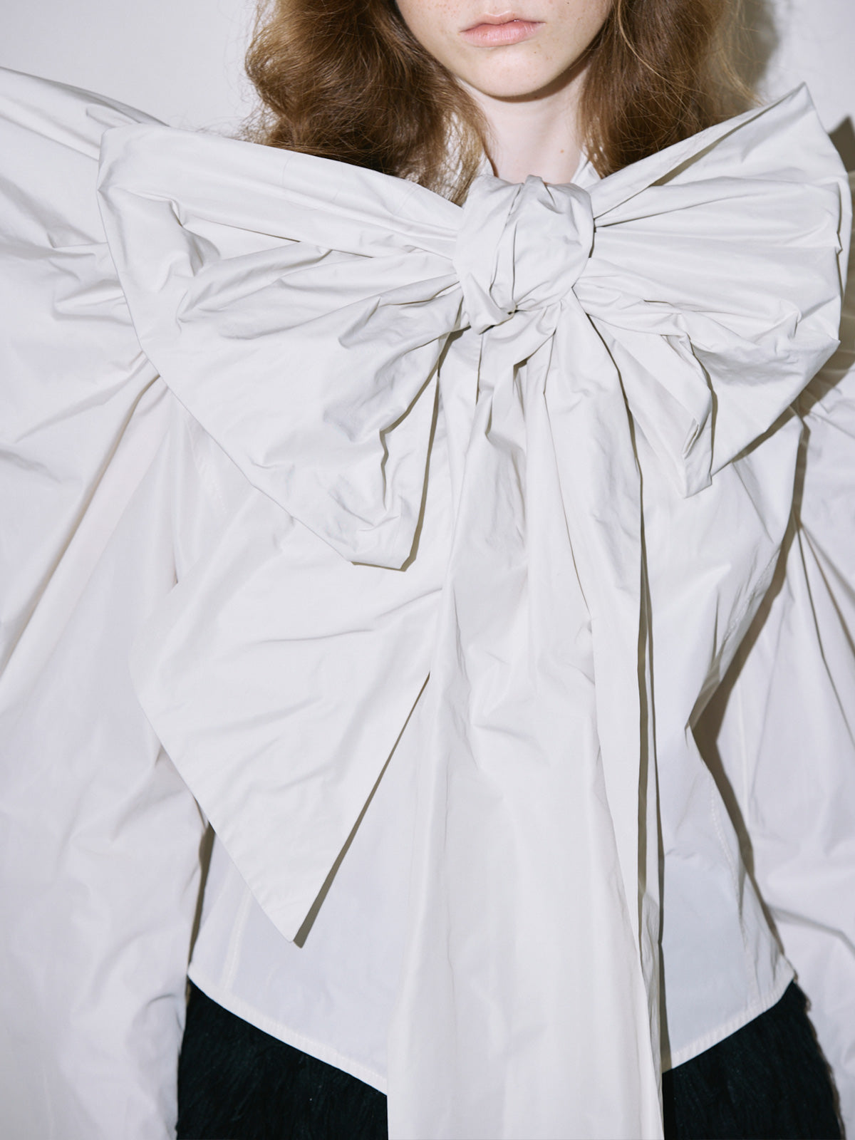 Petal ribbon blouse