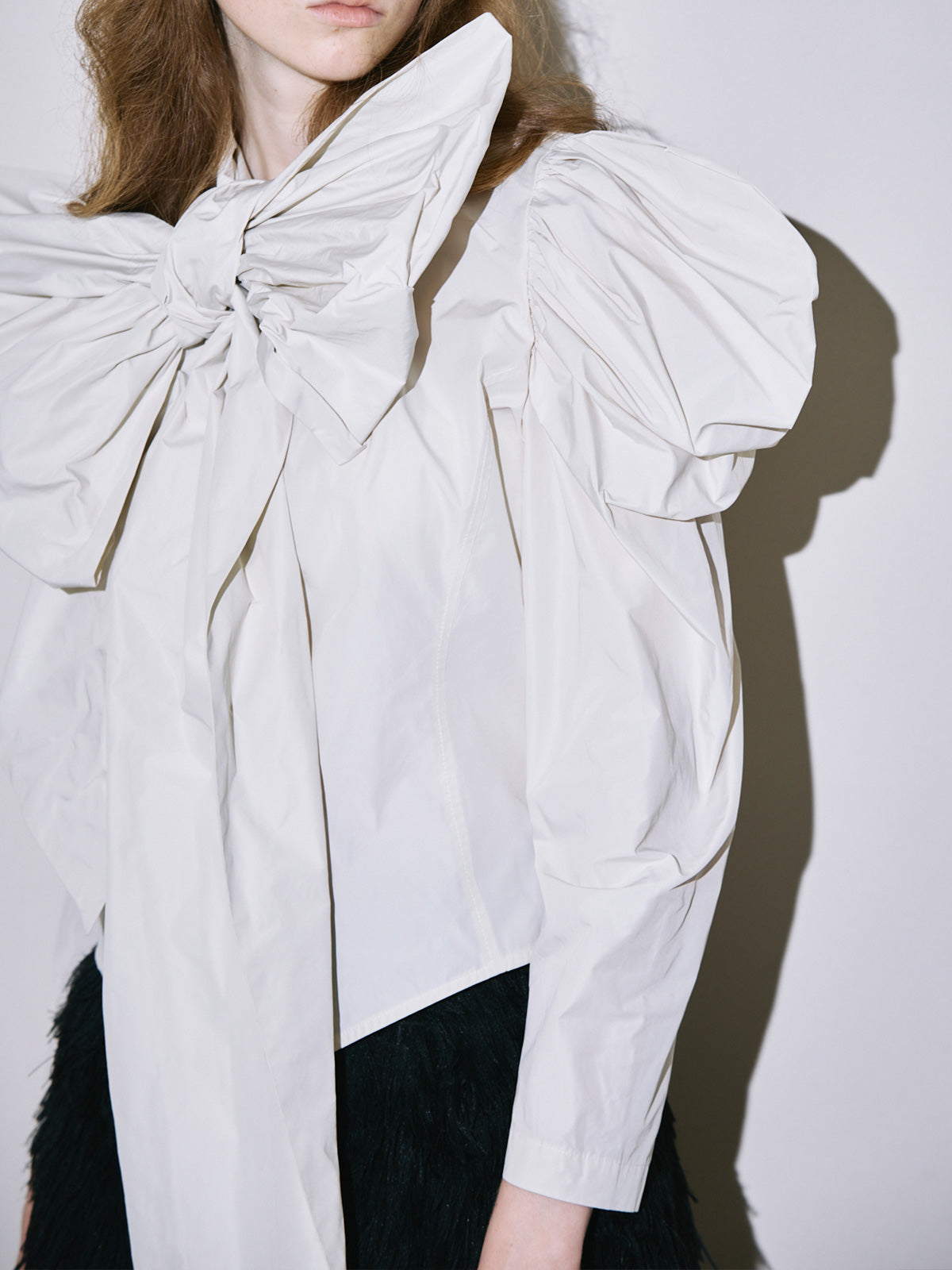 Petal ribbon blouse