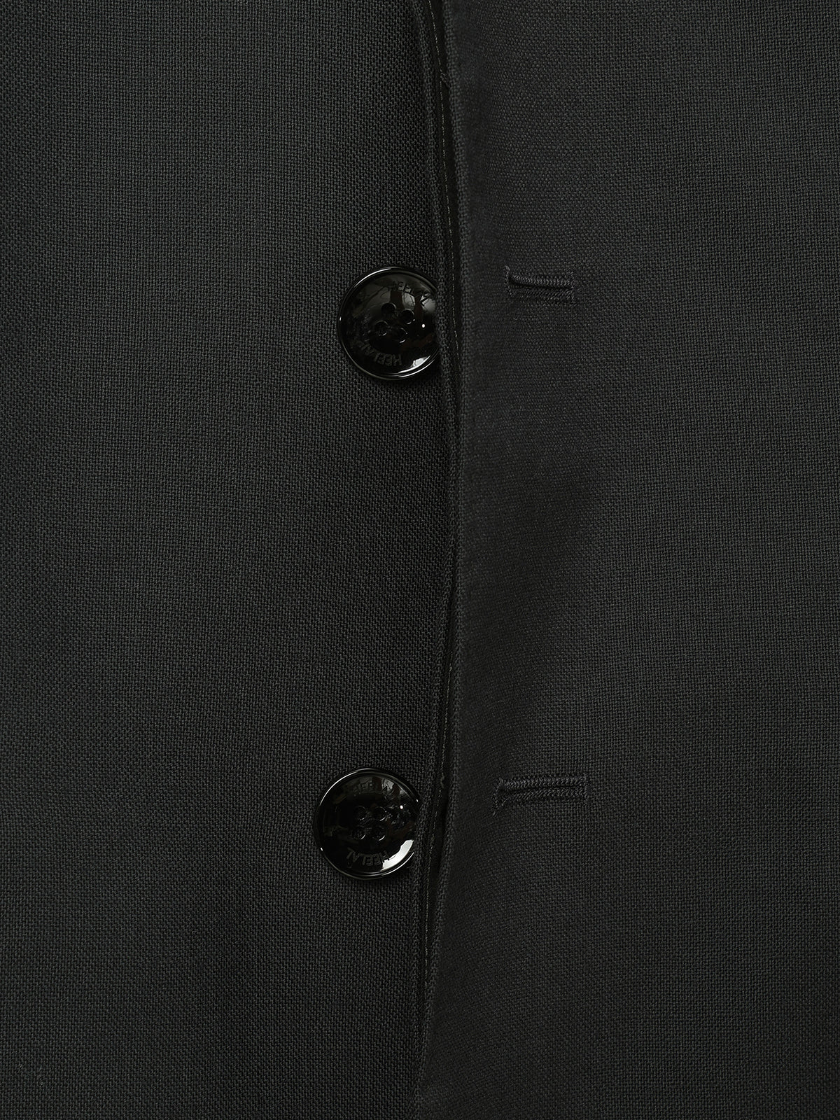 Serge over jacket