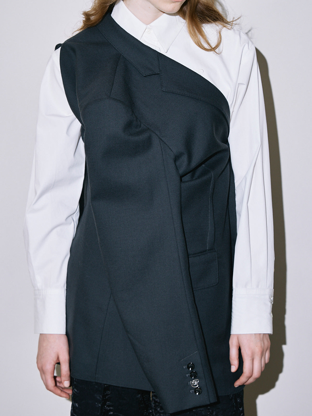 Serge over jacket