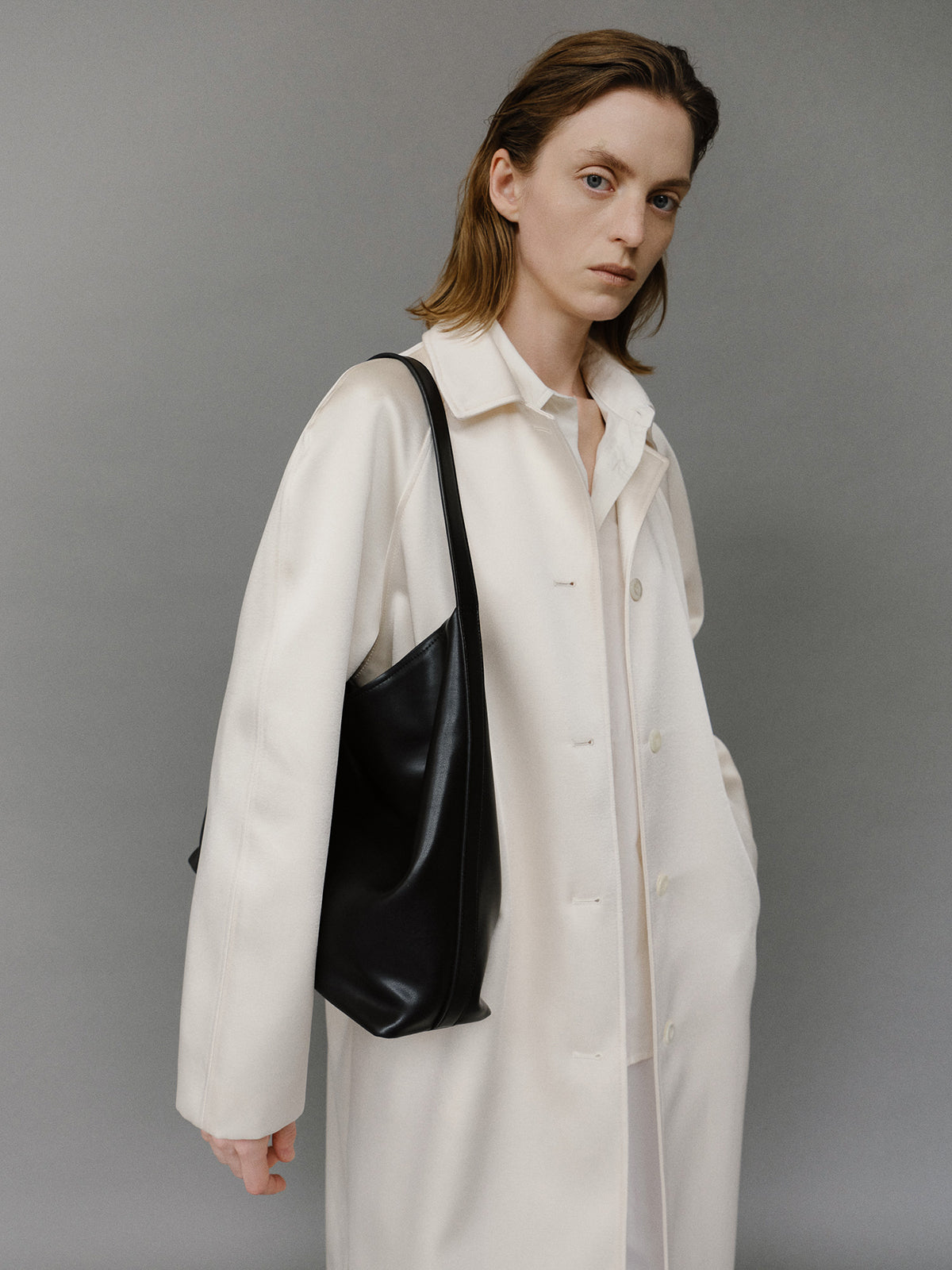 【ROH SEOUL】Pulpy hobo bag