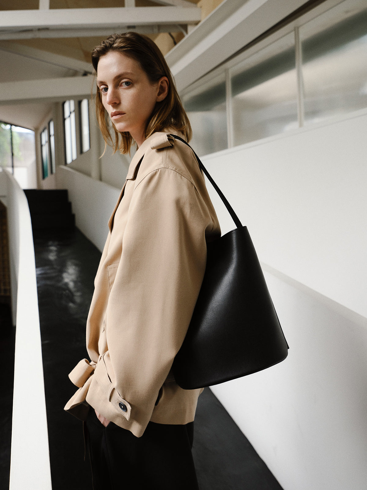 【ROH SEOUL】Medium Mug shoulder bag