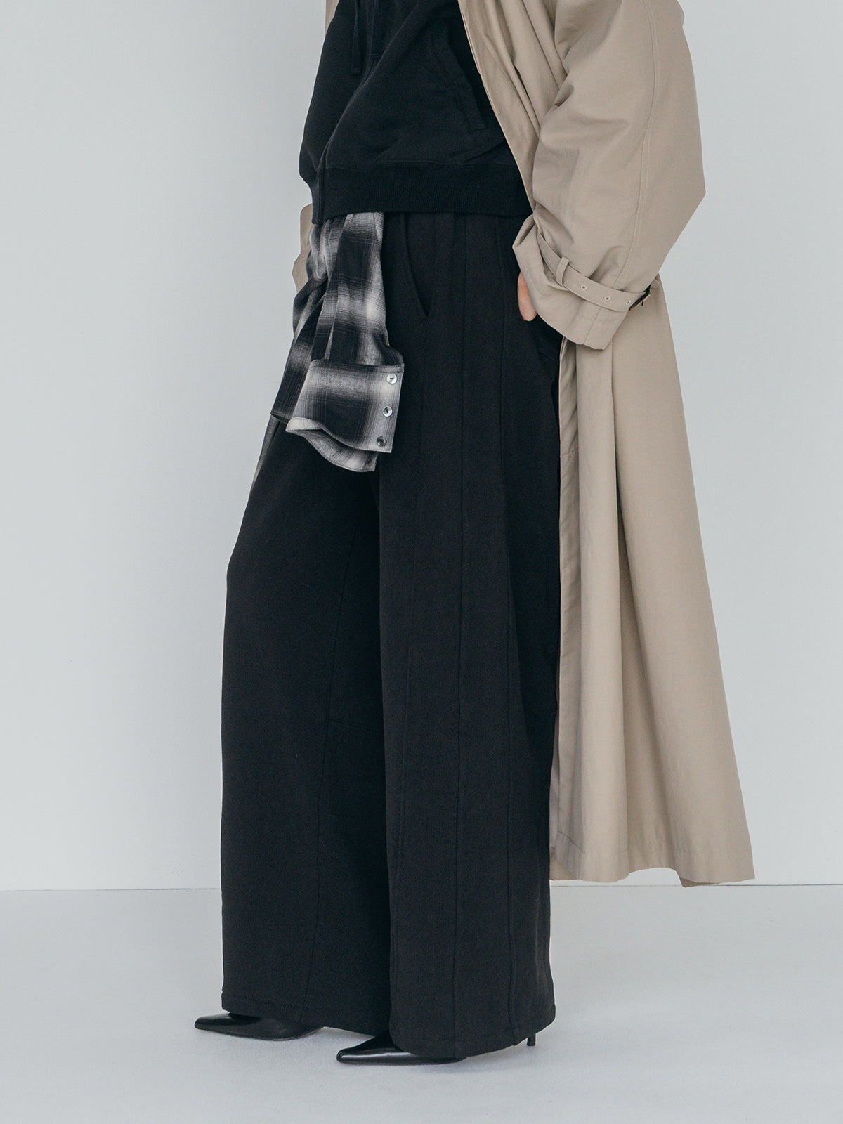 WIDE BEETLE SWEAT PANTS