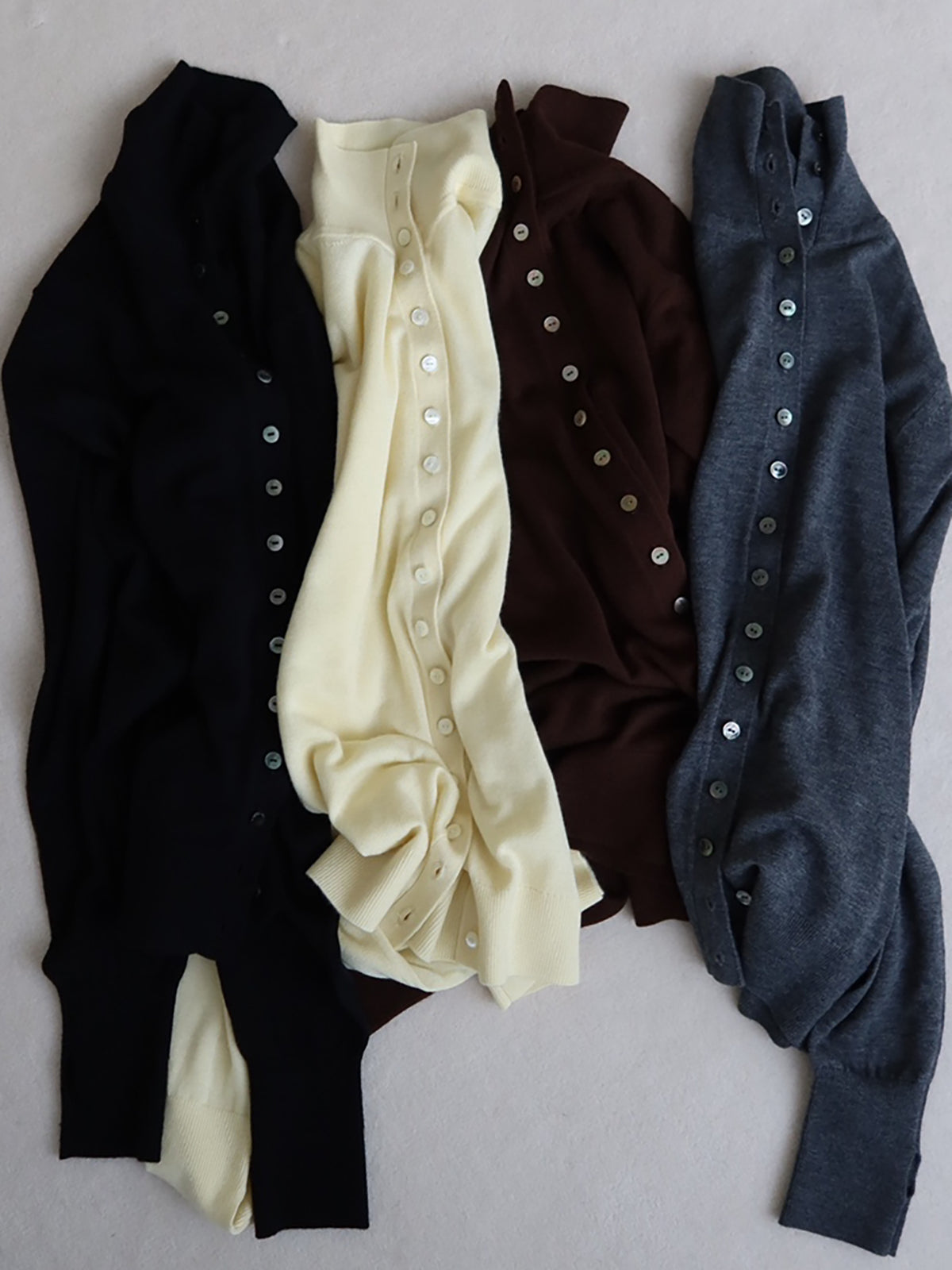 CONVERTIBLE COLLAR KNIT