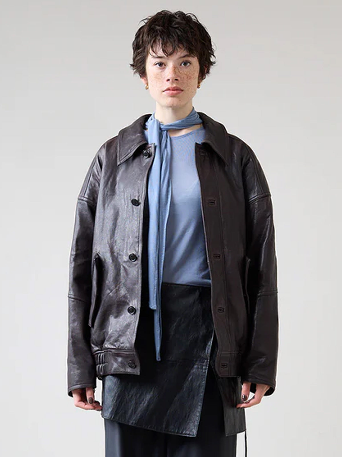 BOMBER JACKET IN LEATHER